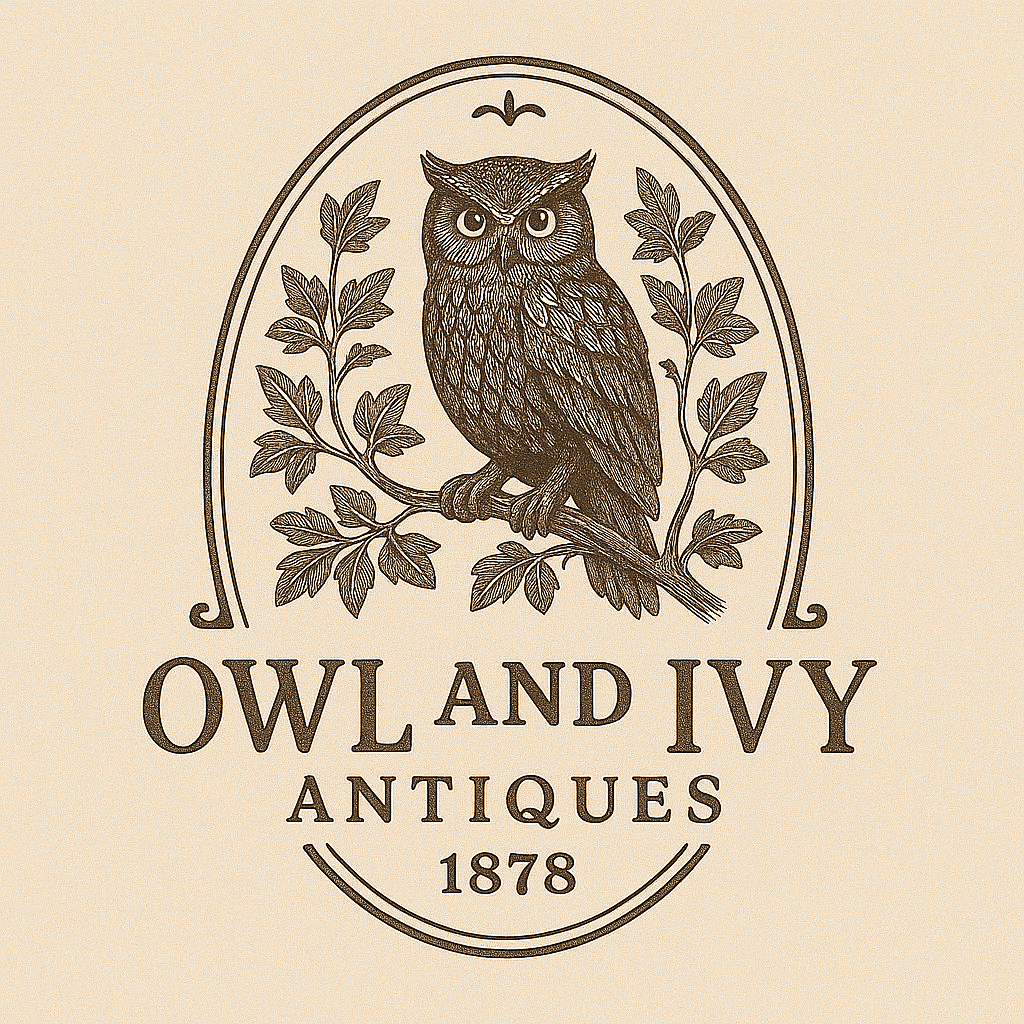 Owl and Ivy Antiques Logo